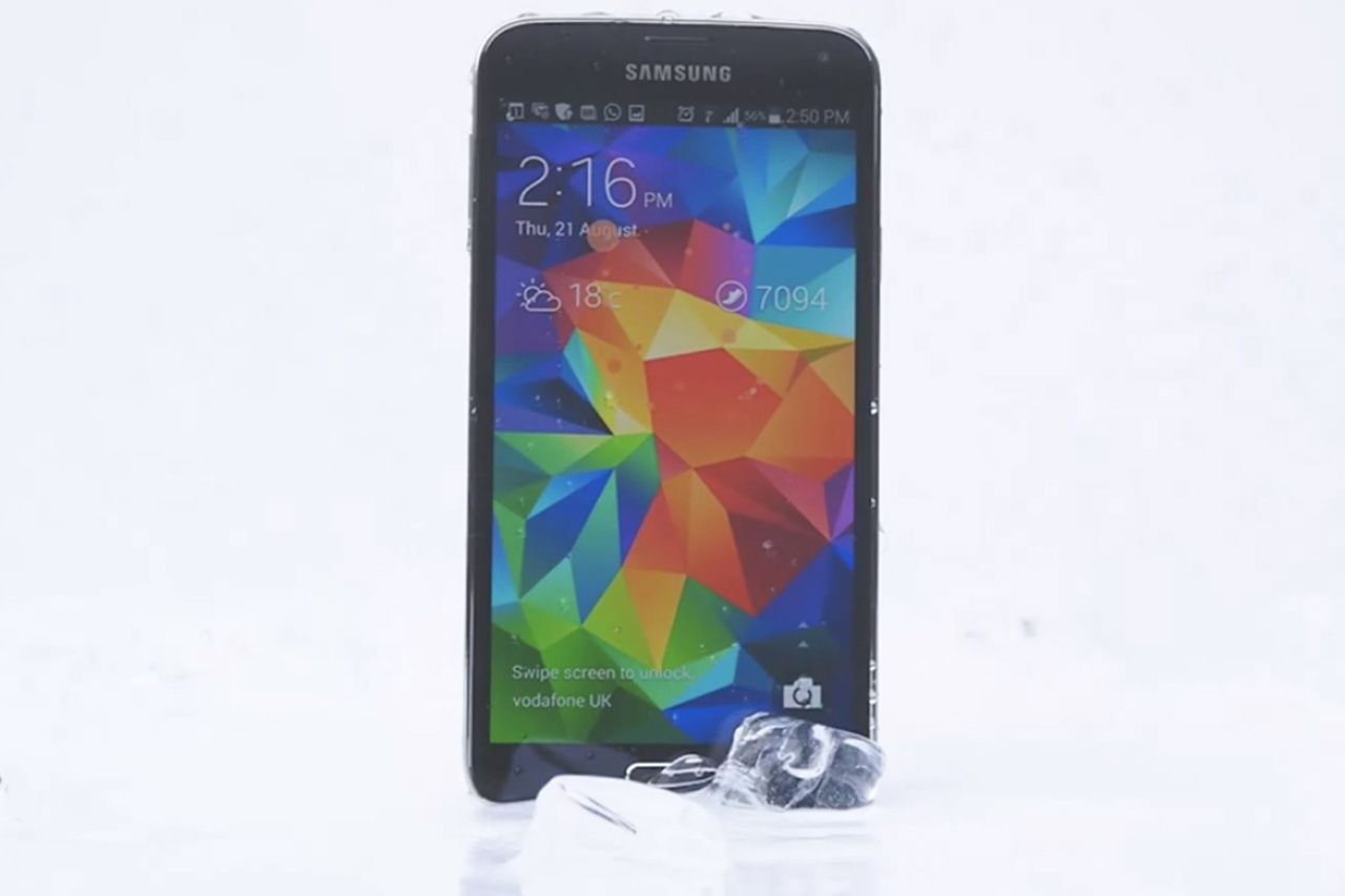 samsung highjacks als ice bucket challenge to attack competitors and promote itself image 1