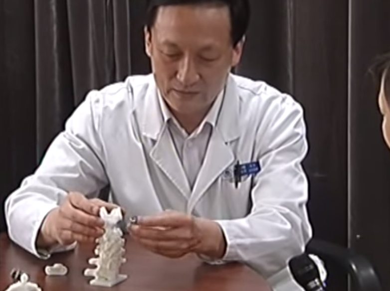 first 3d printed vertebrae is here and it s been implanted into a 12 year old boy image 1