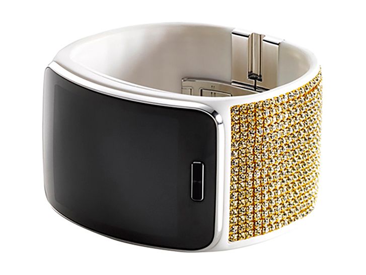 it s all about the bling say samsung and lg as they adorn gear s note 4 and oled tv in swarovski crystals image 1