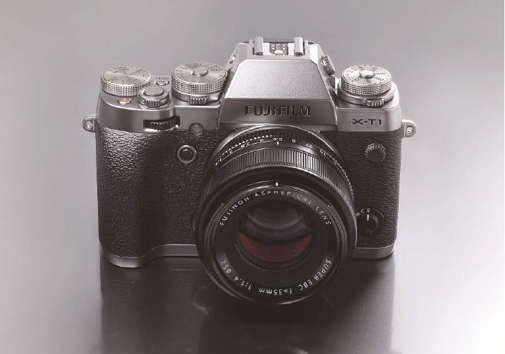 fujifilm x t1 graphite silver edition adds a lick of premium paint to top compact system camera due november image 1