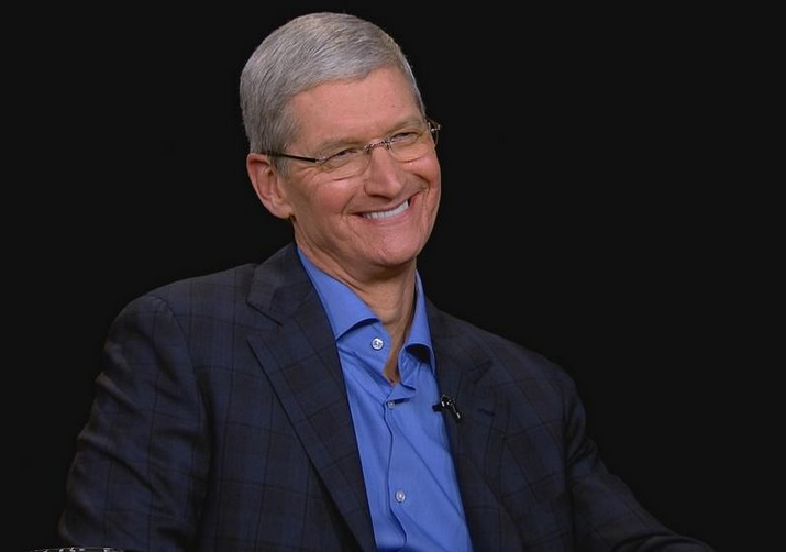 apple s tim cook issues privacy statement after icloud nudie thefts image 1