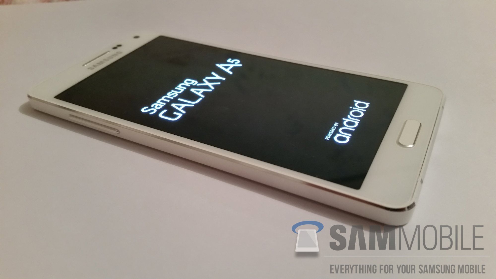 samsung galaxy a5 picture leaked and it looks even more like an iphone than the alpha image 1