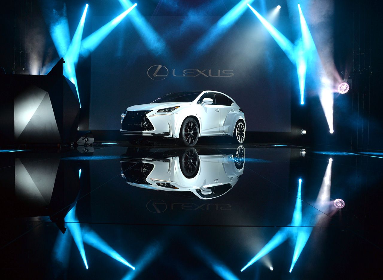 will i am s lexus nx f sport shoots panoramic pics while out driving sends them to smartphones image 2