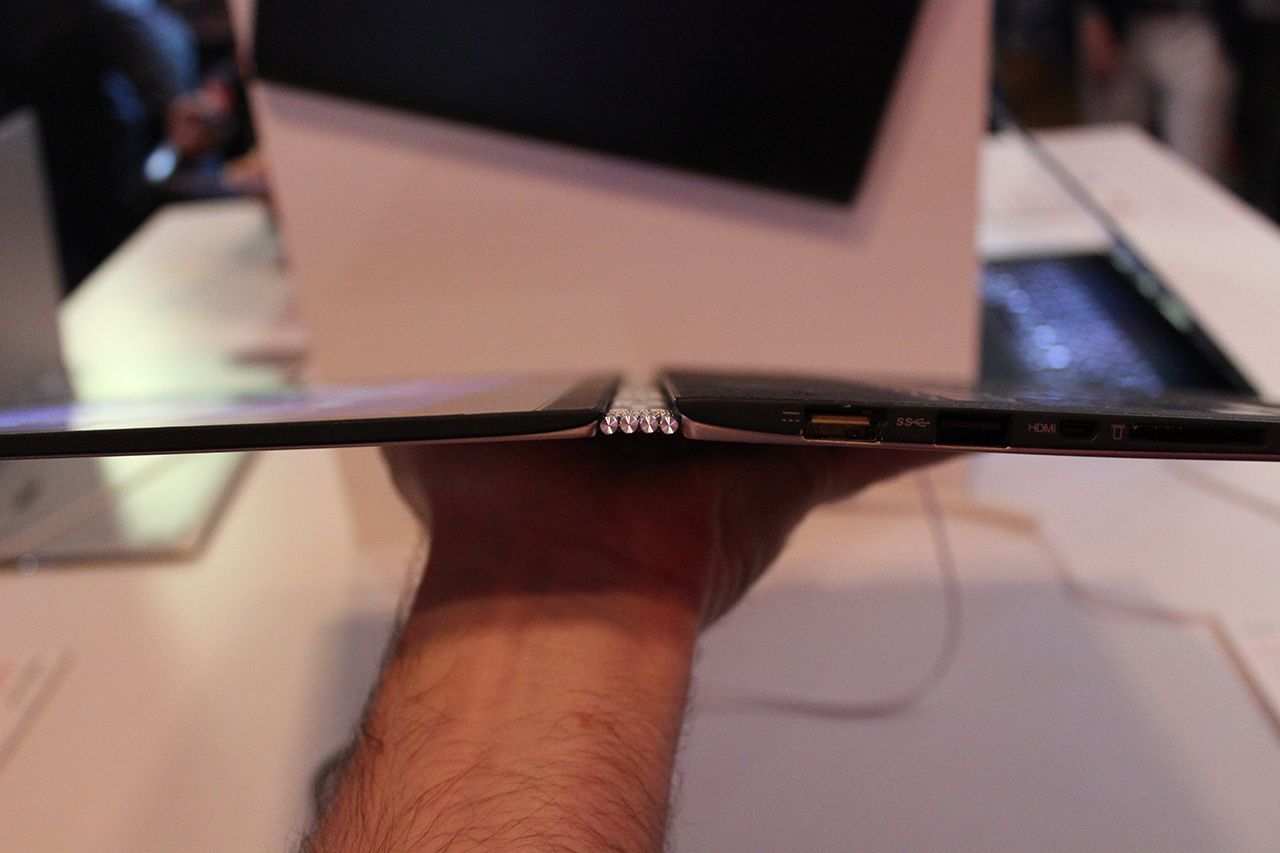lenovo s yoga 3 pro convertible laptop has an actual watchband hinge image 1