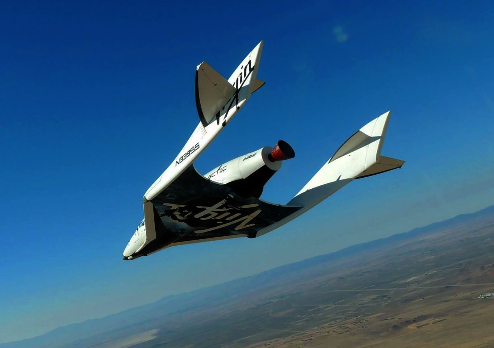virgin galactic spaceshiptwo crashes in desert during test at least one dead image 1