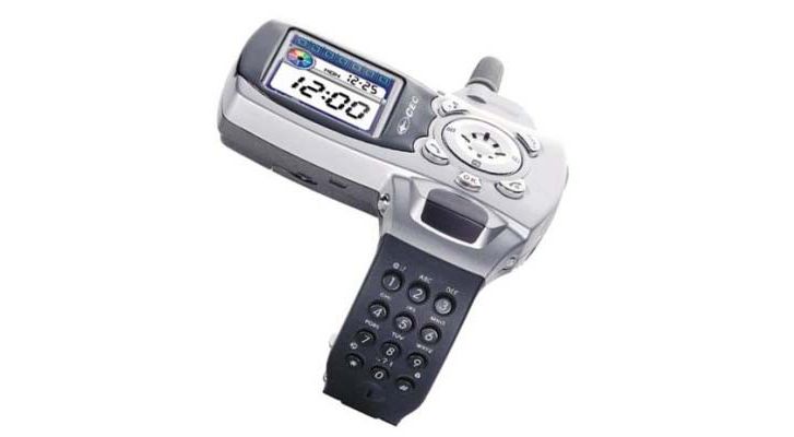 30 of the weirdest and wackiest mobile phones you won t admit you owned image 23