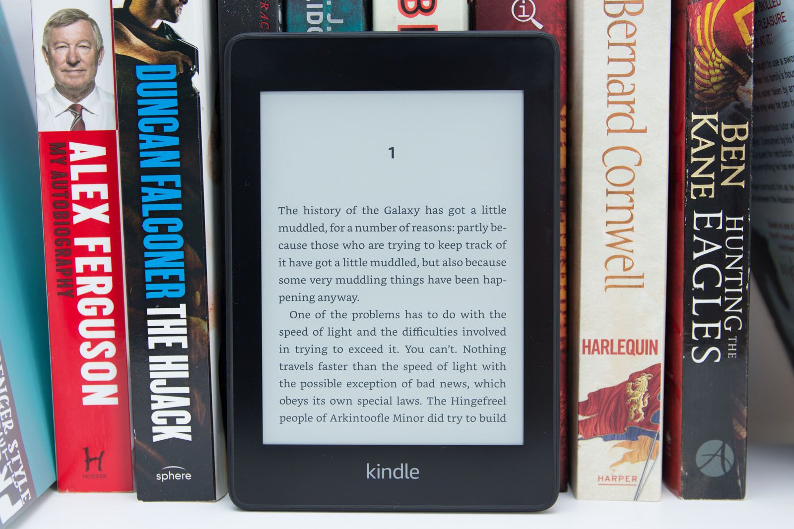 How to switch on Kindle dark mode