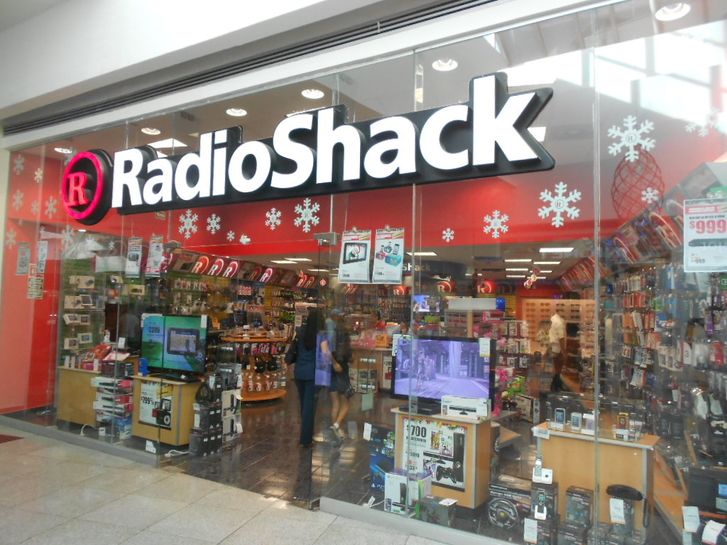 radioshack files for bankruptcy general wireless to buy some stores and co brand them with sprint image 1