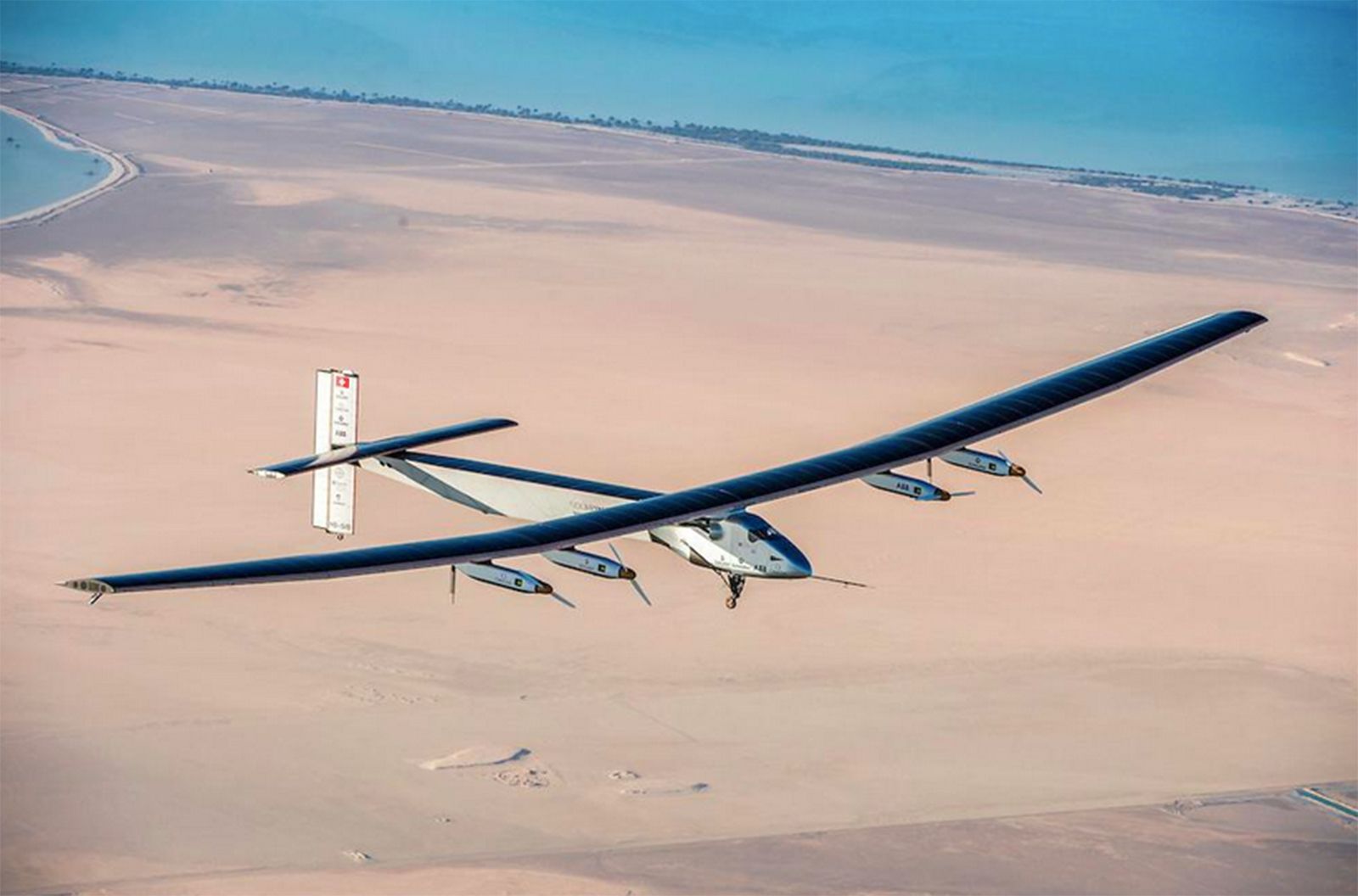 what is the solar impulse 2 and how will it fly the globe with no fuel  image 1