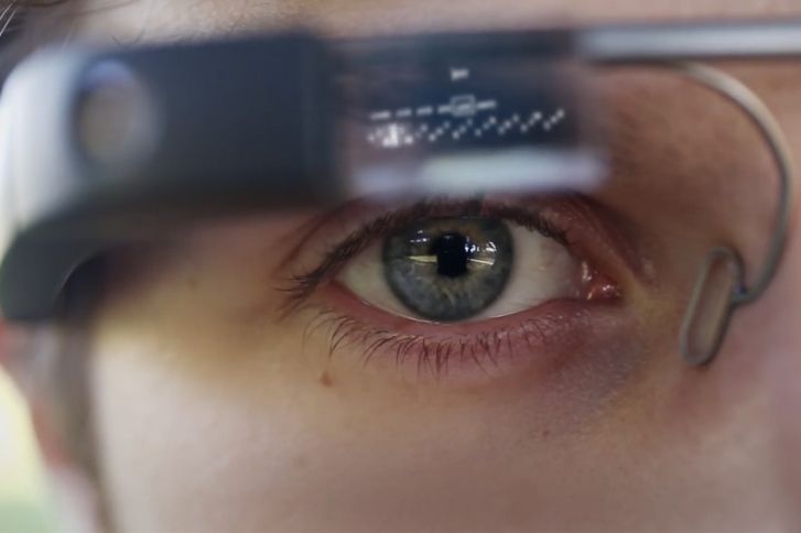 google glass is still alive and well and google is making sure you know image 1
