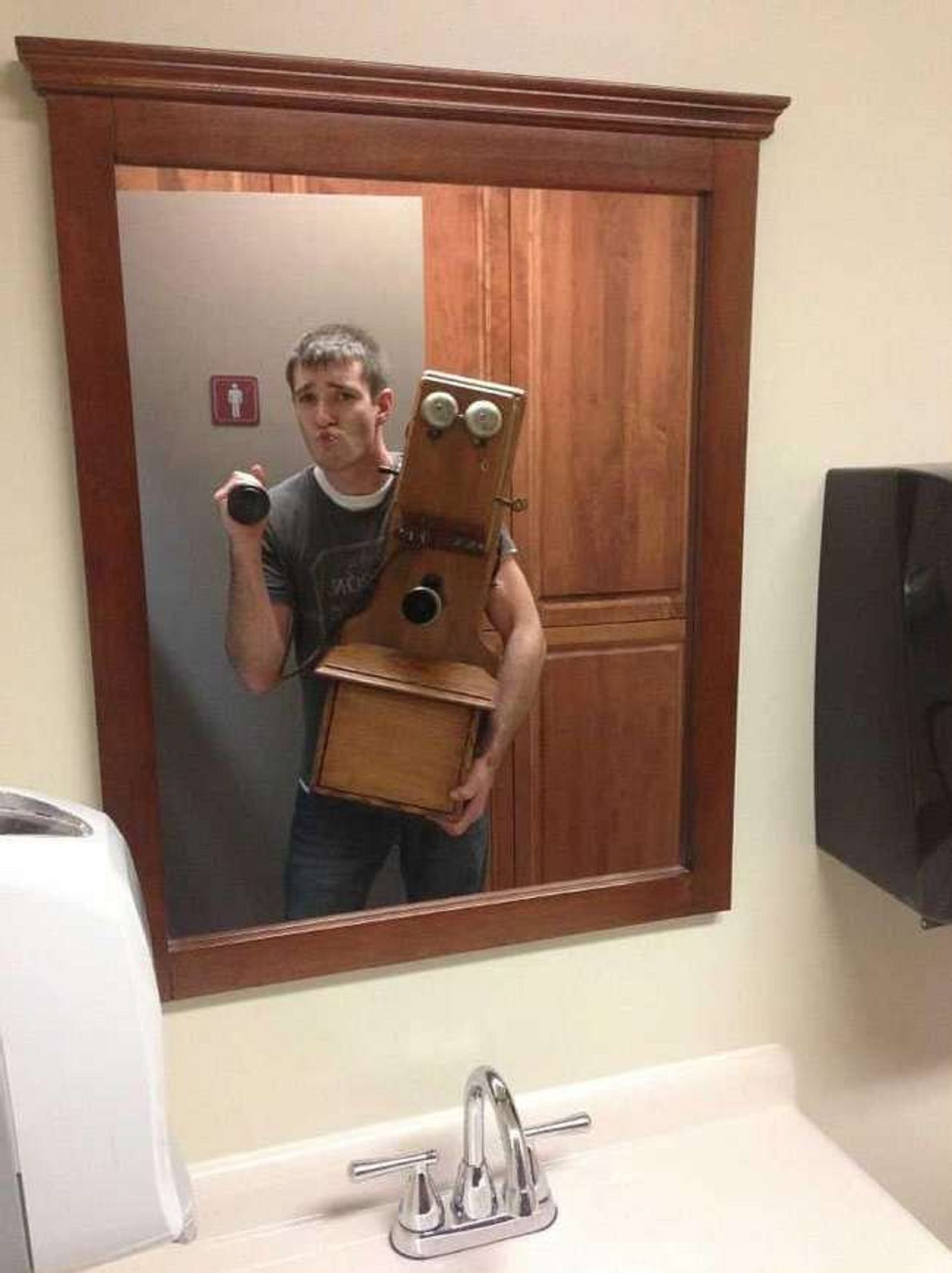 The Worst Selfies Of All Time photo 52