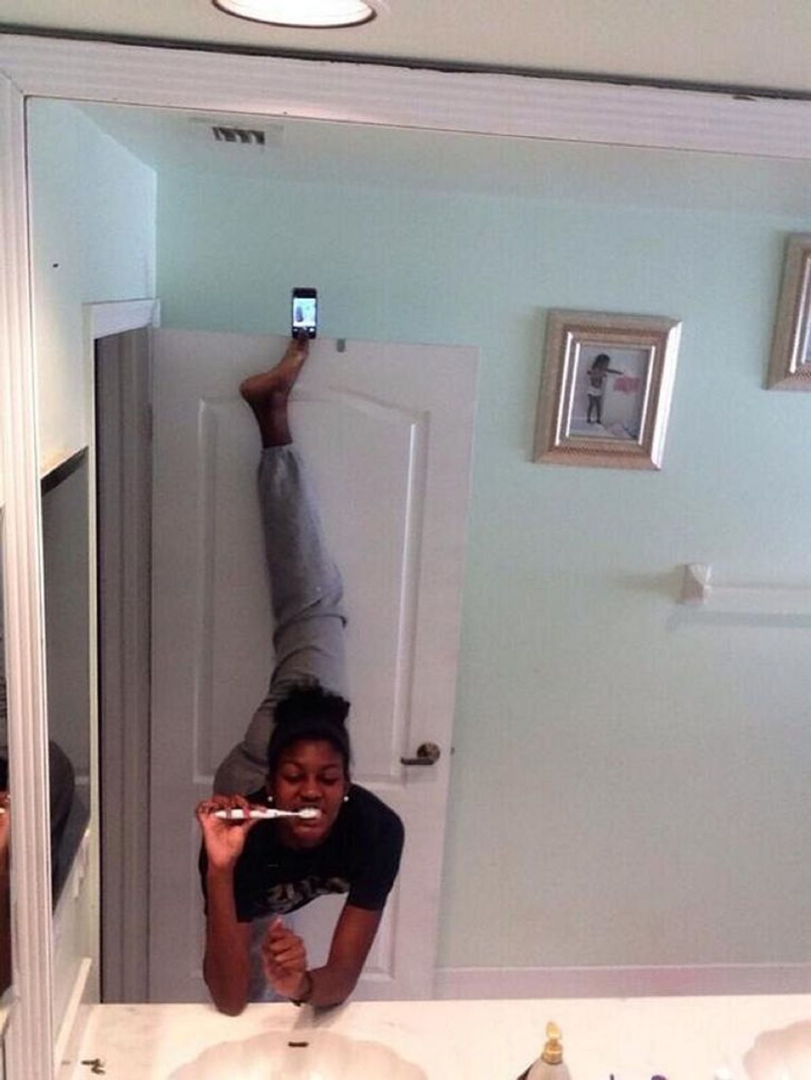 The Worst Selfies Of All Time photo 55