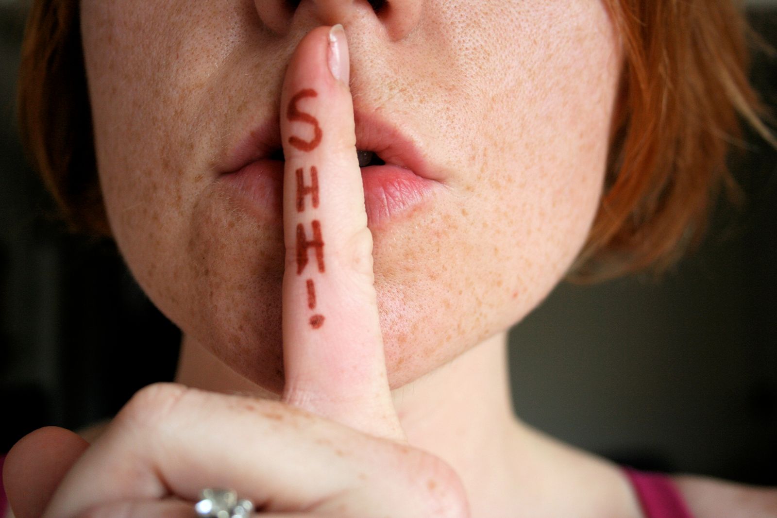 ashley madison members are safe as site manages to silence hackers but for how long  image 1