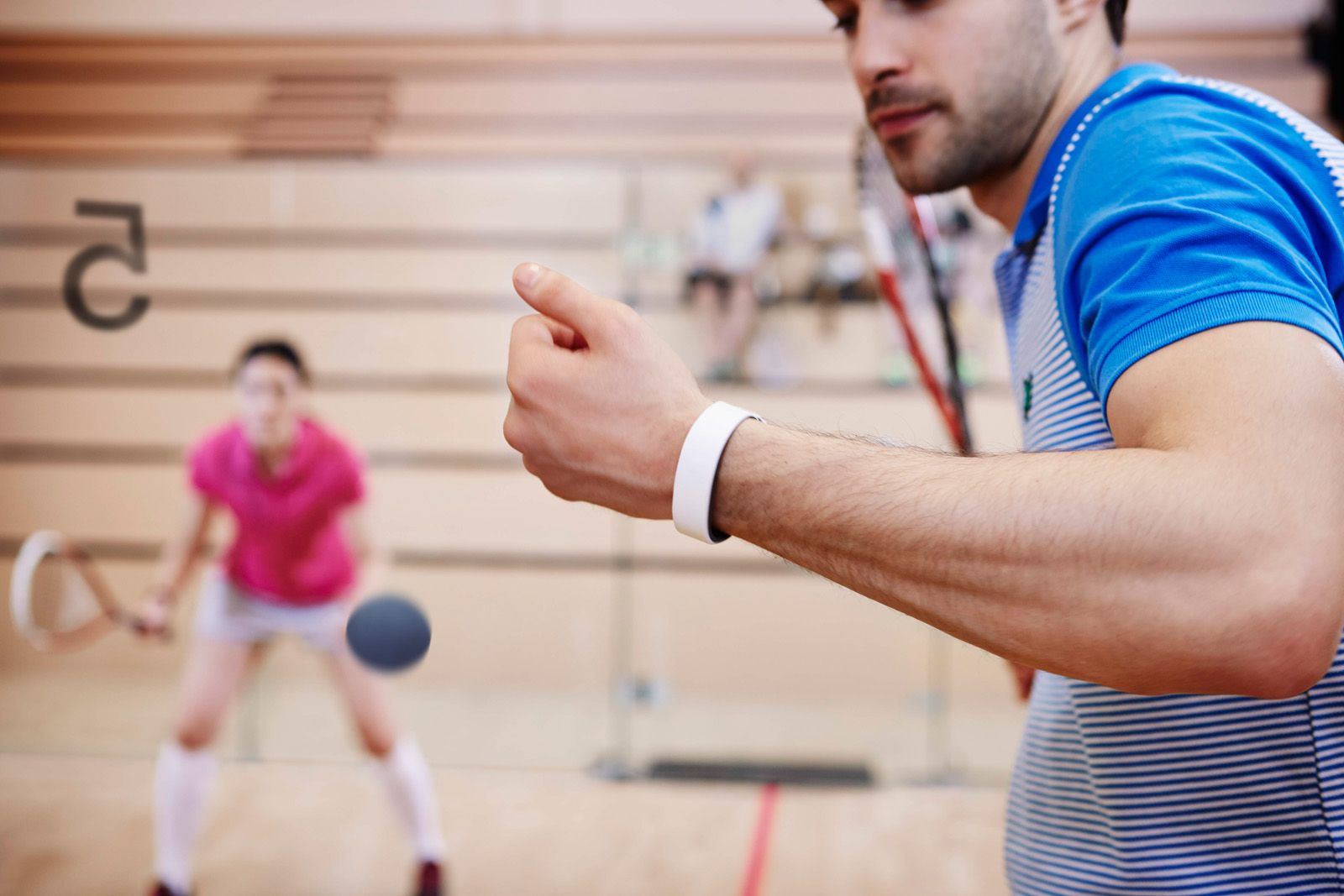 sony smartband 2 adds heart rate tracking to the mix image 1