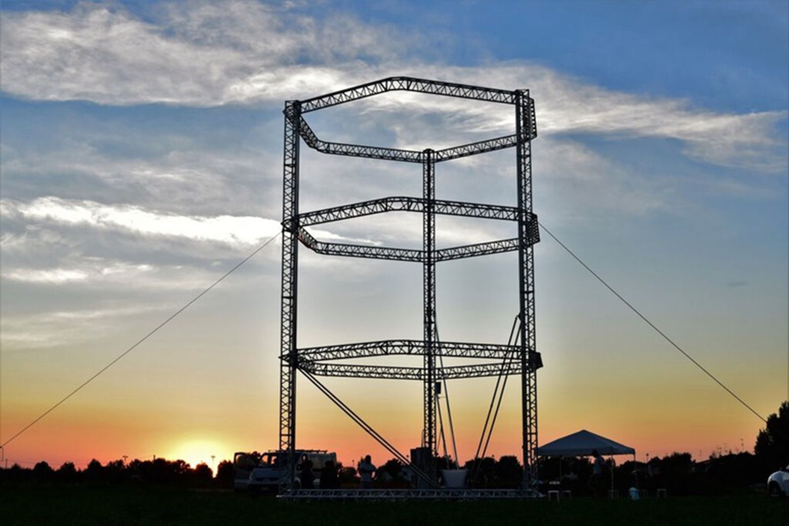 make an entire house from the giant wasp bigdelta 3d printer nearly for free image 1