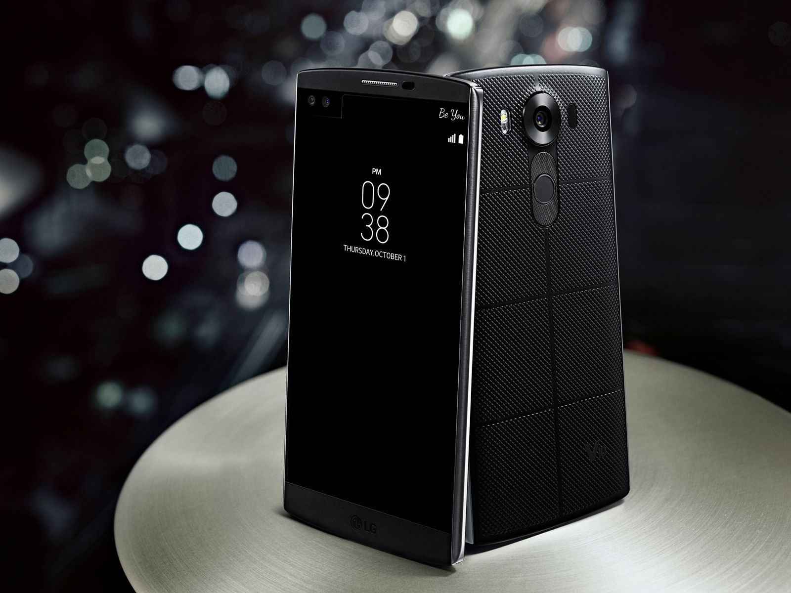 lg s new v10 superphone has two screens dual front cameras military grade protection and its own dac image 1