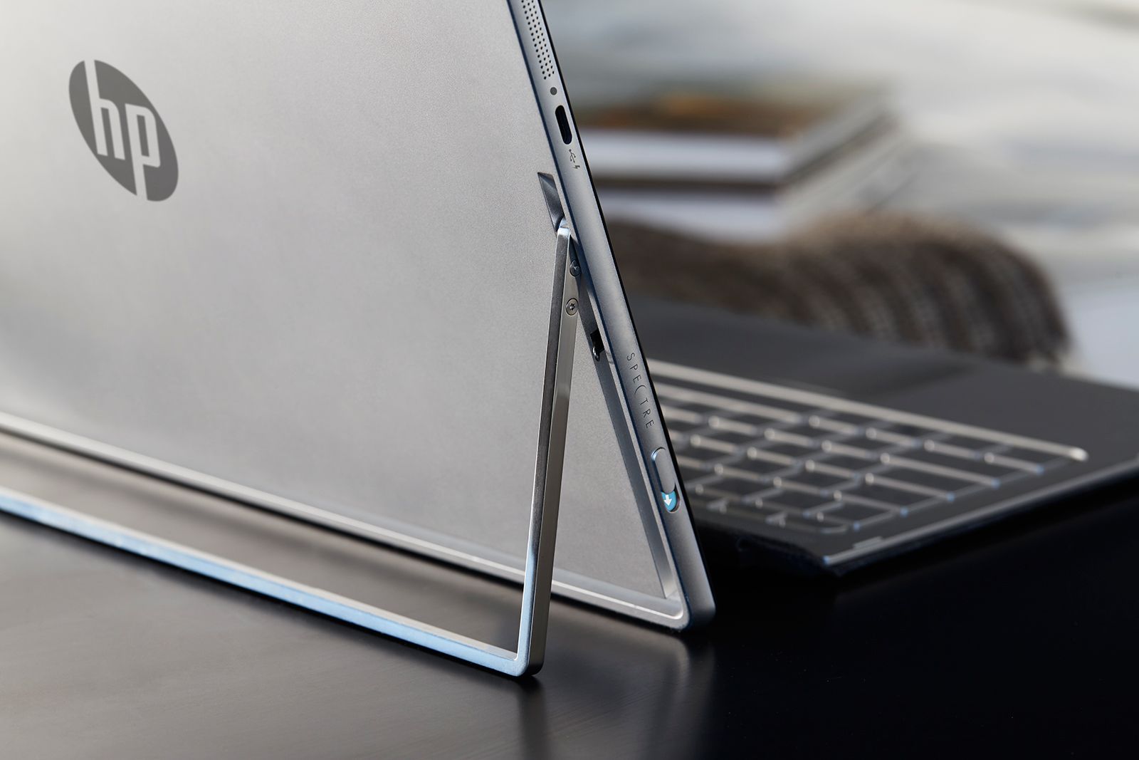 spectre x2 is hp s thinnest 2 in 1 ever and it s powerful too image 1