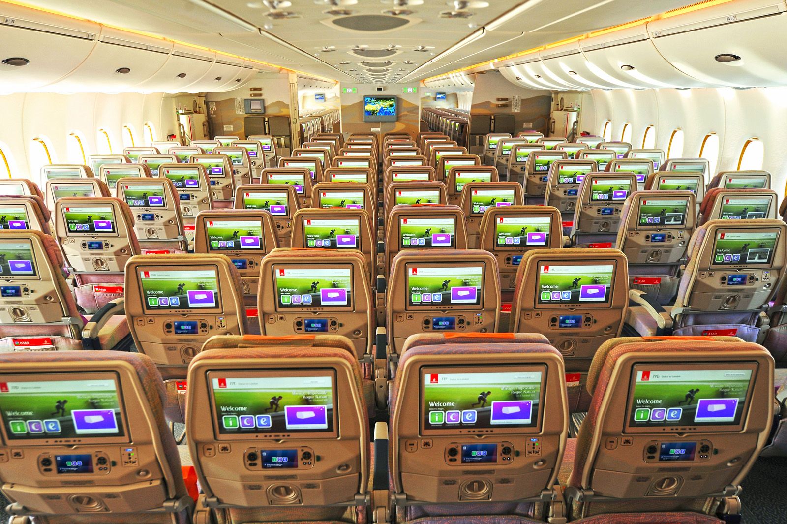 wow emirates first class passengers get 32 inch screens but don t worry economy gets bigger screens too image 3