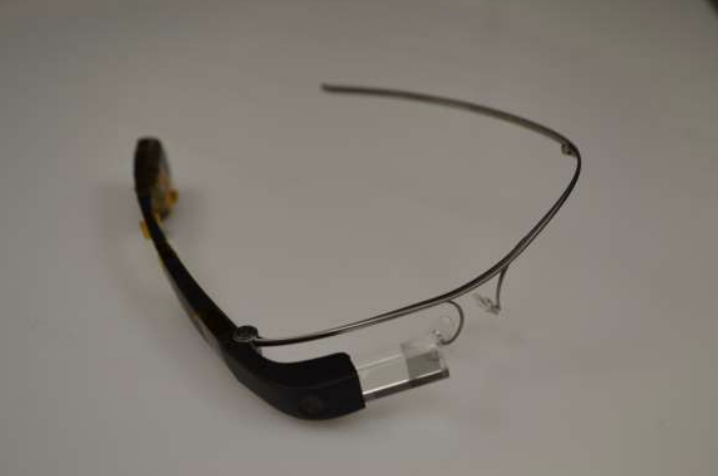 this is what the next version of google glass looks like image 6