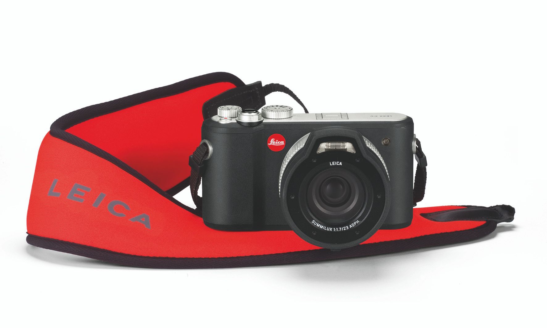 leica x u outdoor camera is designed to be taken on your next adventure image 1