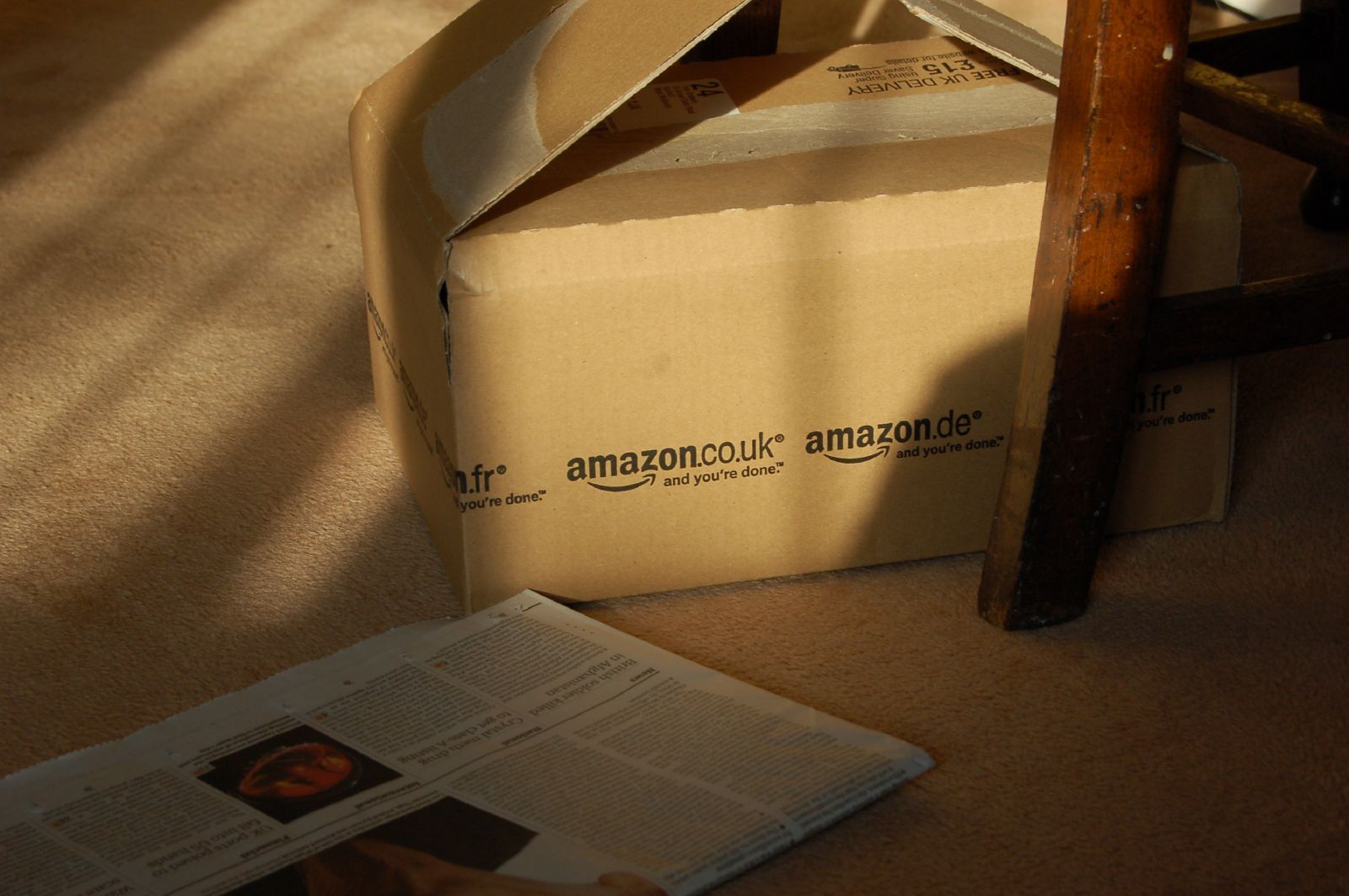amazon job posting reveals virtual reality team for producing vr content image 1