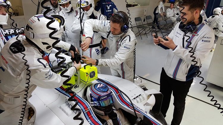 new sky vr studio kicks off with team williams f1 vr experience you can watch online image 1