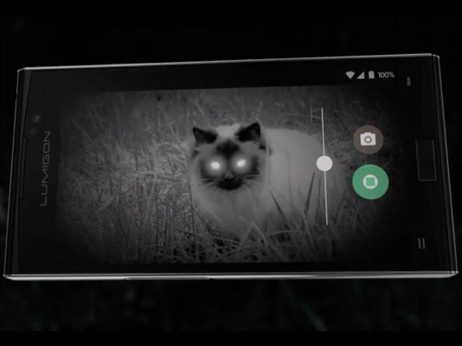 night vision in a military tough smartphone meet the gorgeous lumigon t3 image 2