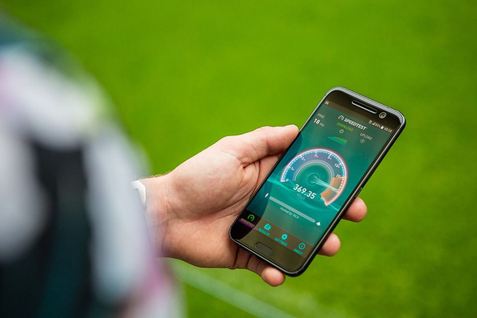 ee starts cat 9 rollout achieves 360mbps download speeds on an htc 10 image 1