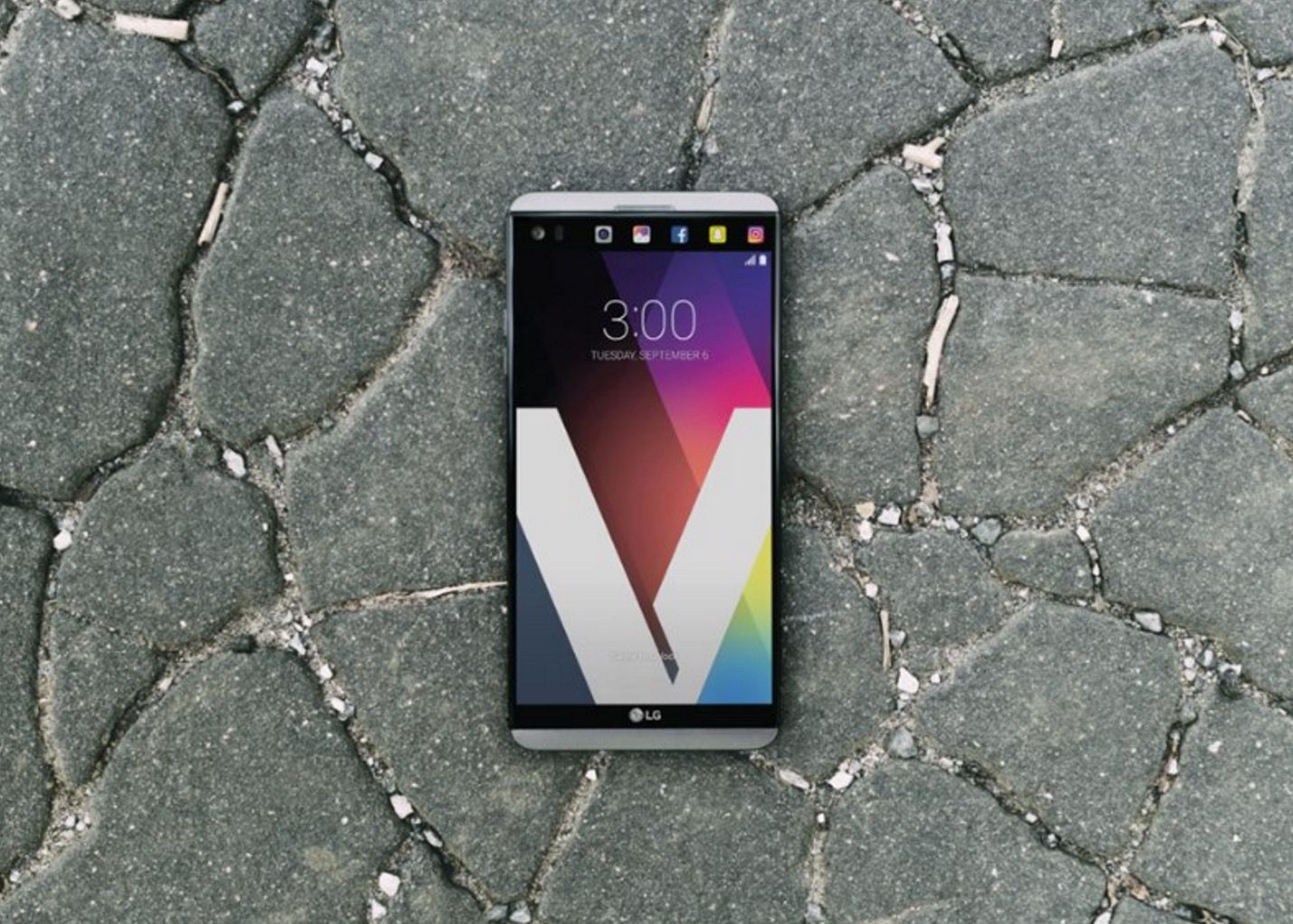 it s official lg takes the wraps off its lg v20 nougat loaded phone image 1