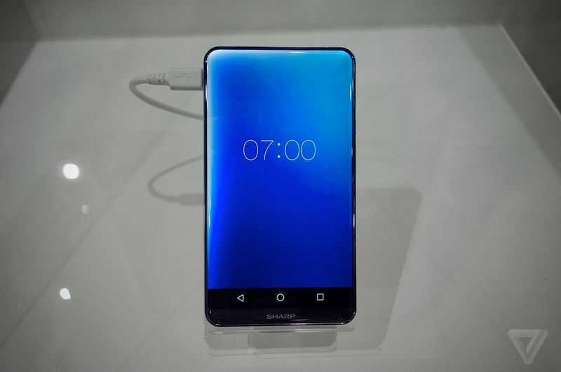 sharp s new concept phone has curved corners and looks utterly gorgeous image 1