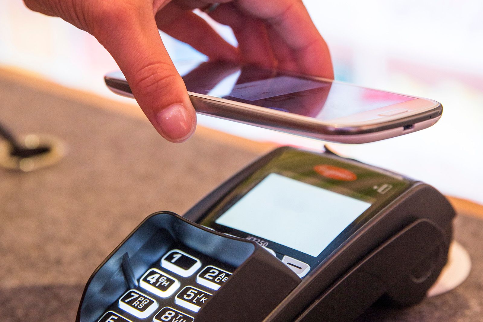 paypal and vodafone team to offer contactless payments from a paypal account image 1