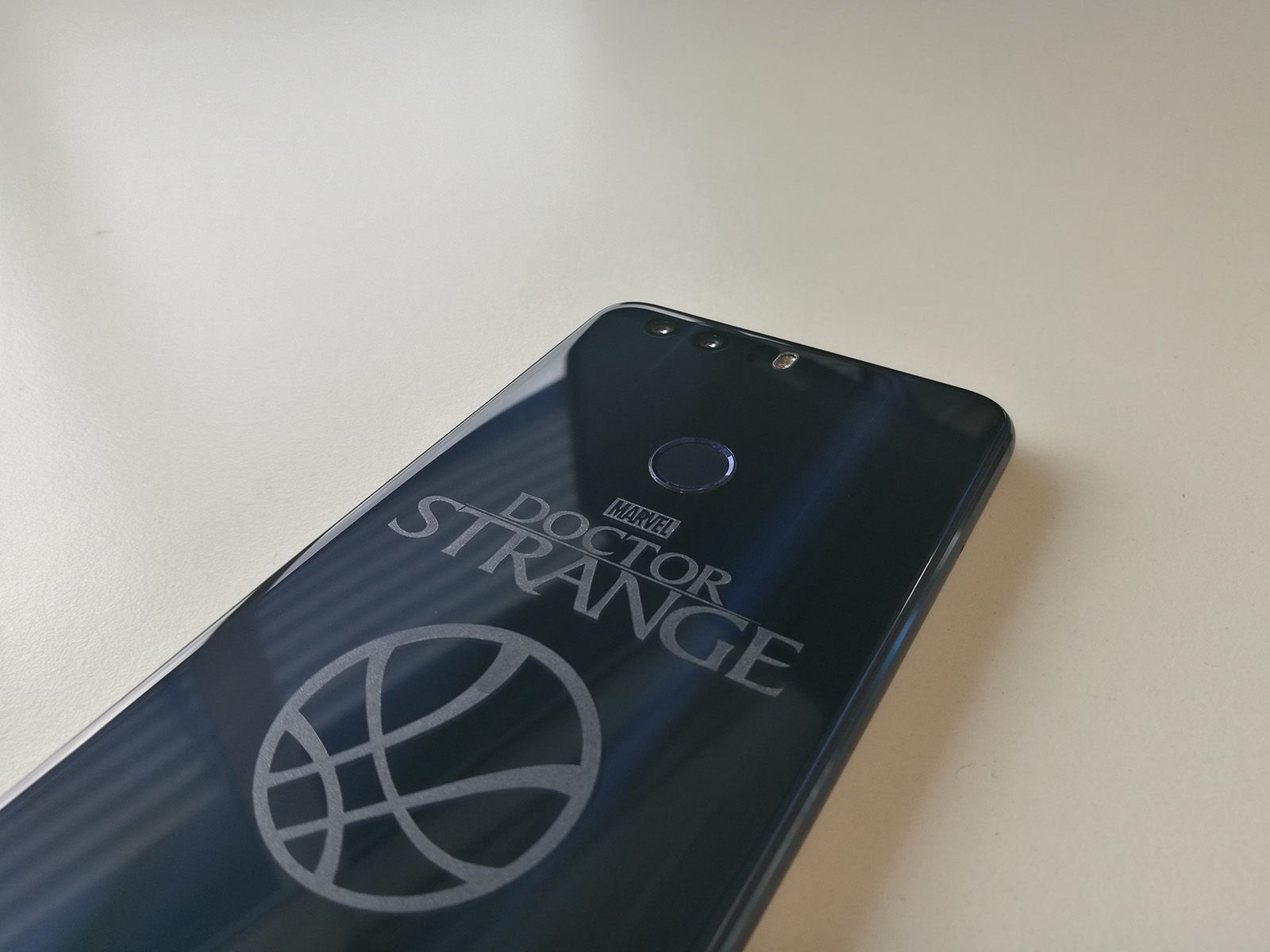 limited edition doctor strange honor 8 phone will be up for grabs soon image 2