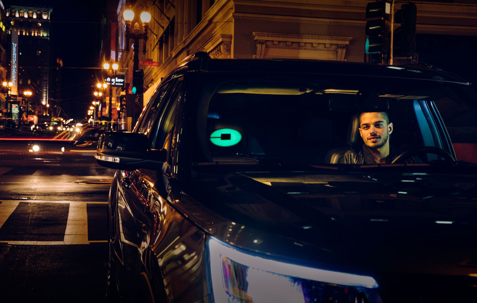 uber beacon makes it easier to identify your cab at night image 1