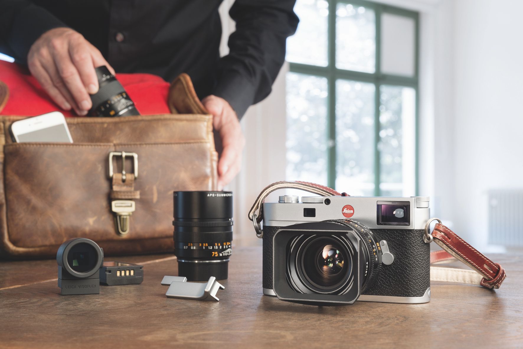 leica s new m10 rangefinder brings the m series into the digital age image 1