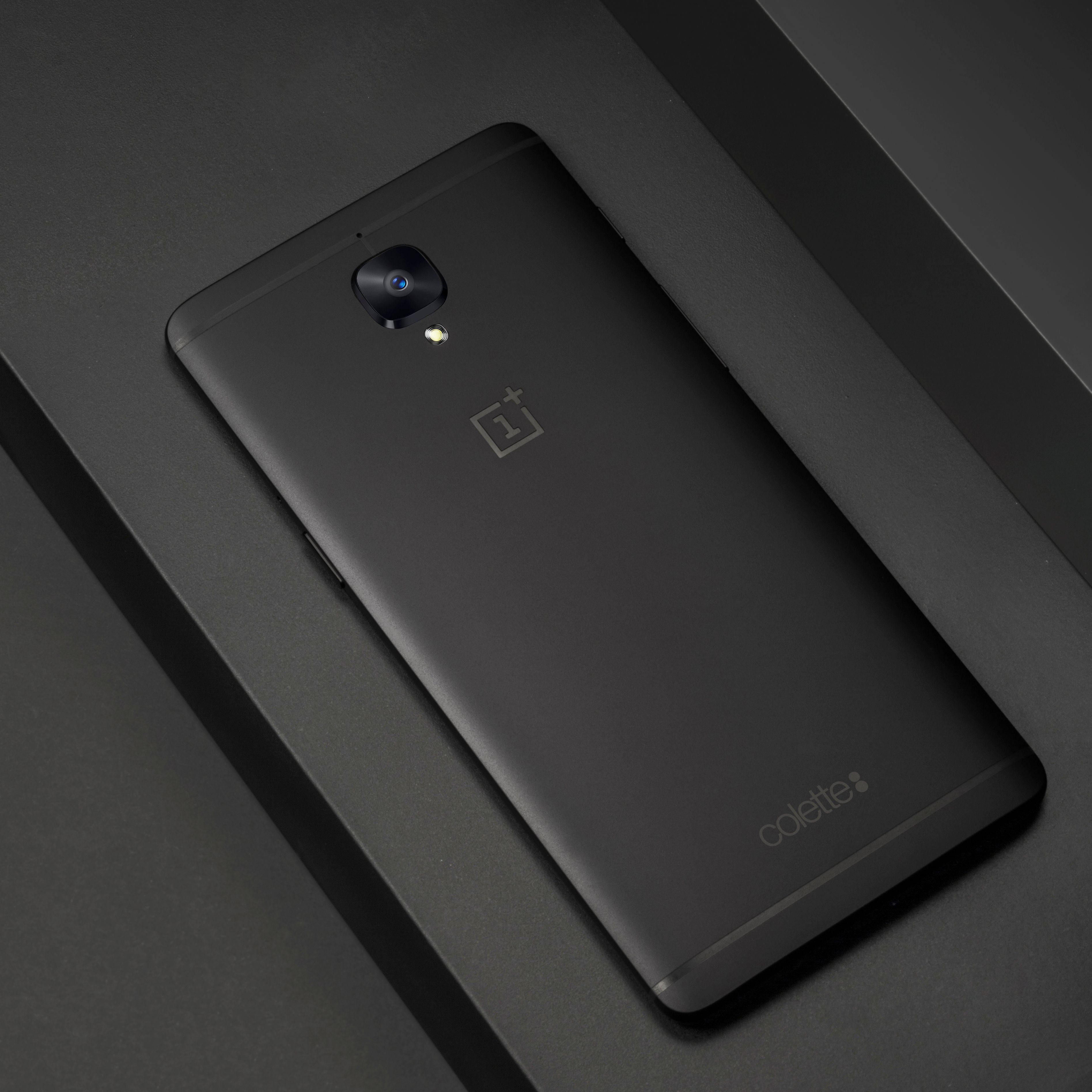 oneplus teams up with colette to launch limited edition oneplus 3t image 2