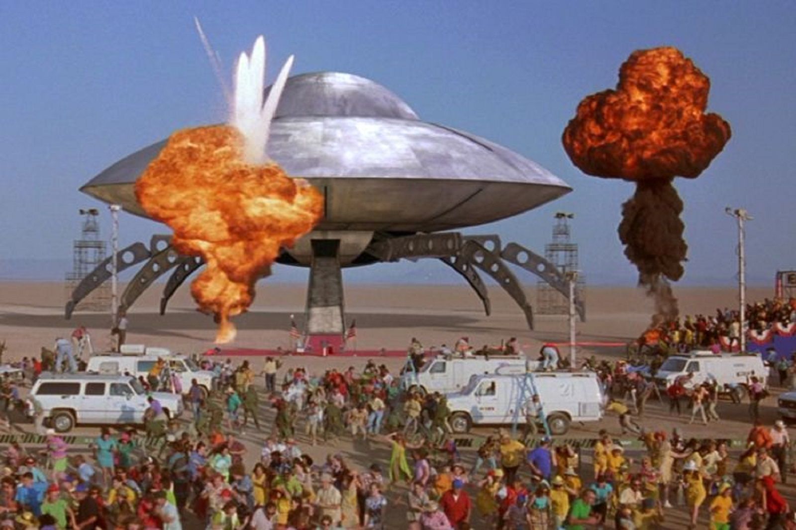 19 best movie and tv spaceships the star craft that defined our childhood image 4