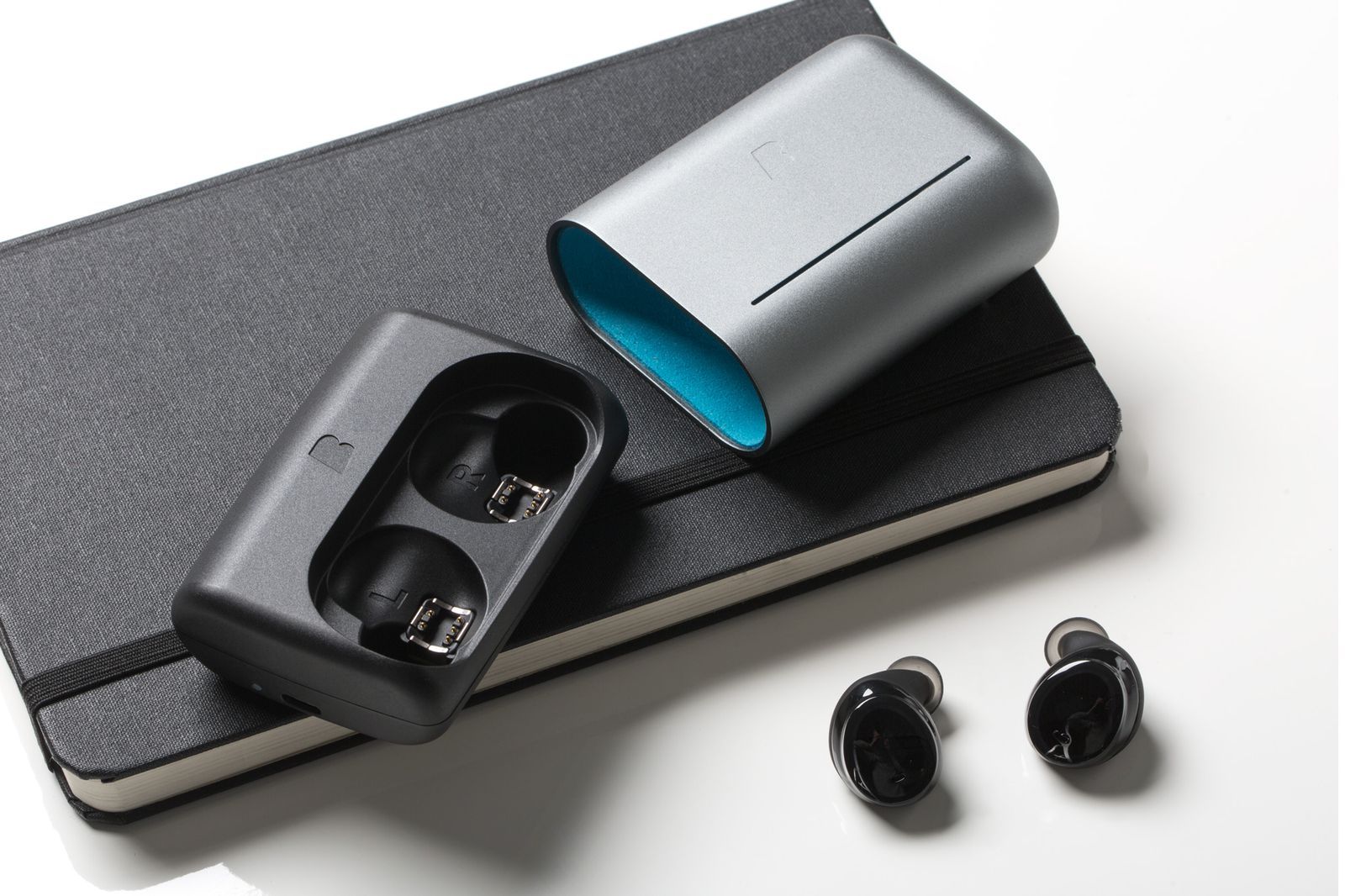 bragi dash pro wireless earbuds offer real time translation and more image 1
