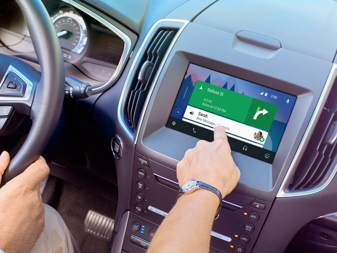 ford updates ford sync 3 to add apple carplay and android auto to older vehicles image 1