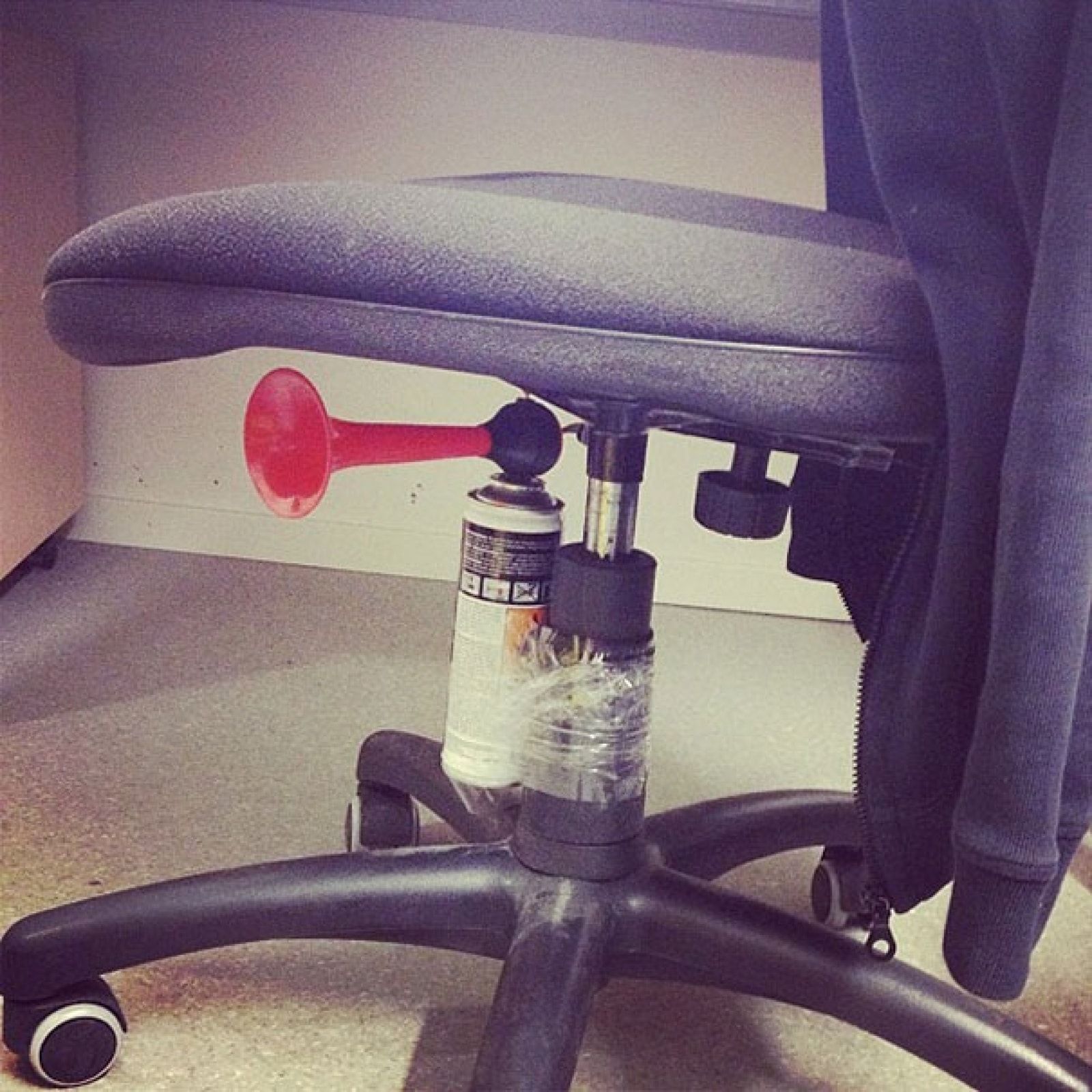 21 of the best office tech pranks of all time image 2