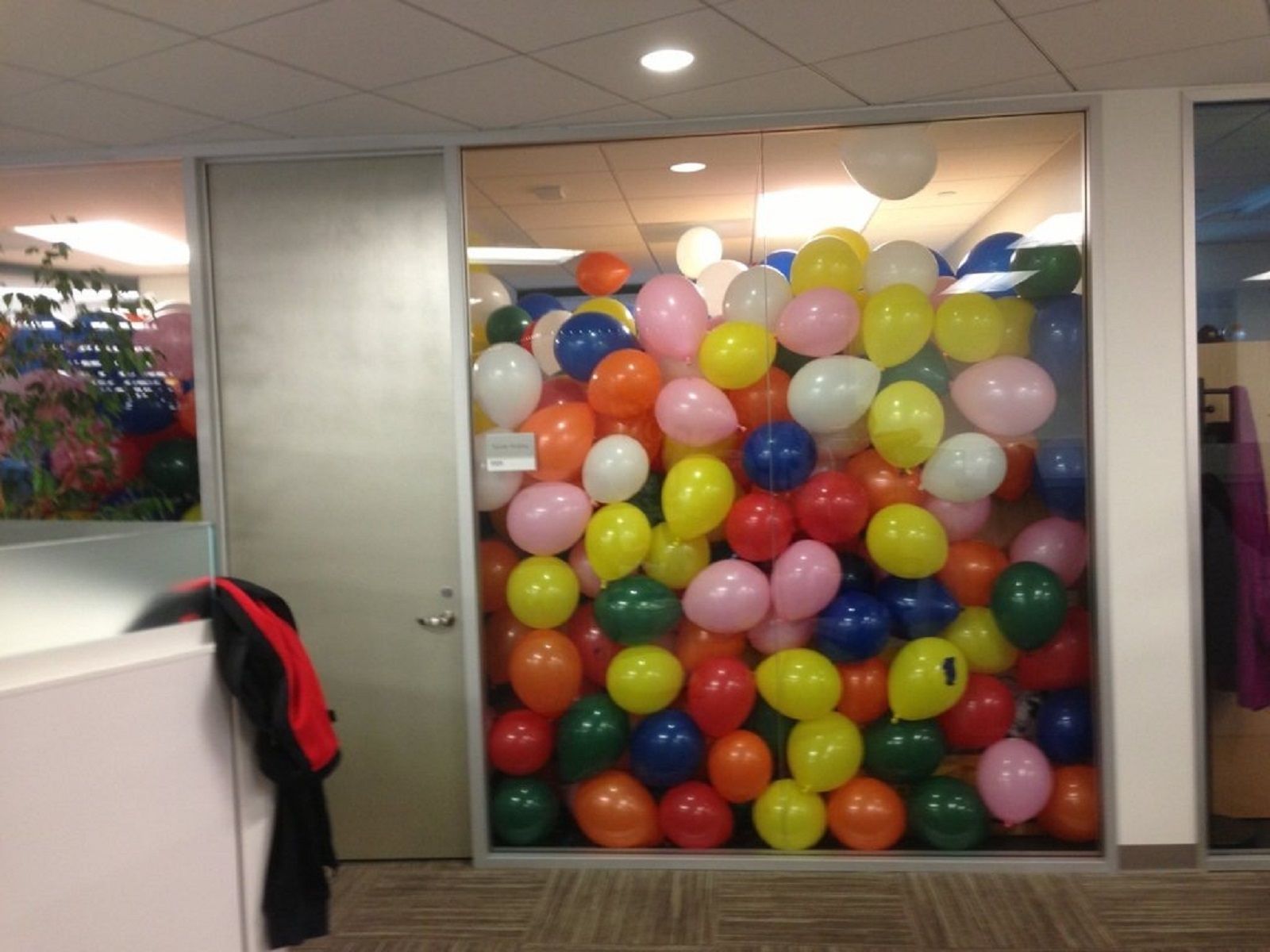 21 of the best office tech pranks of all time image 4