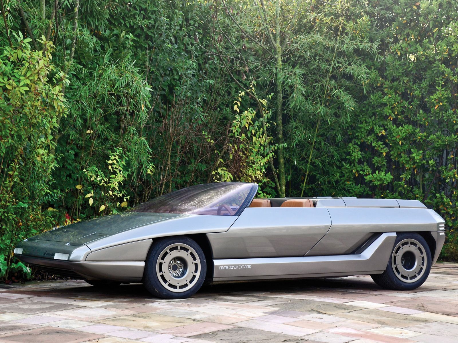 30 incredibly bonkers and beautiful cars from the 1950s to now image 23