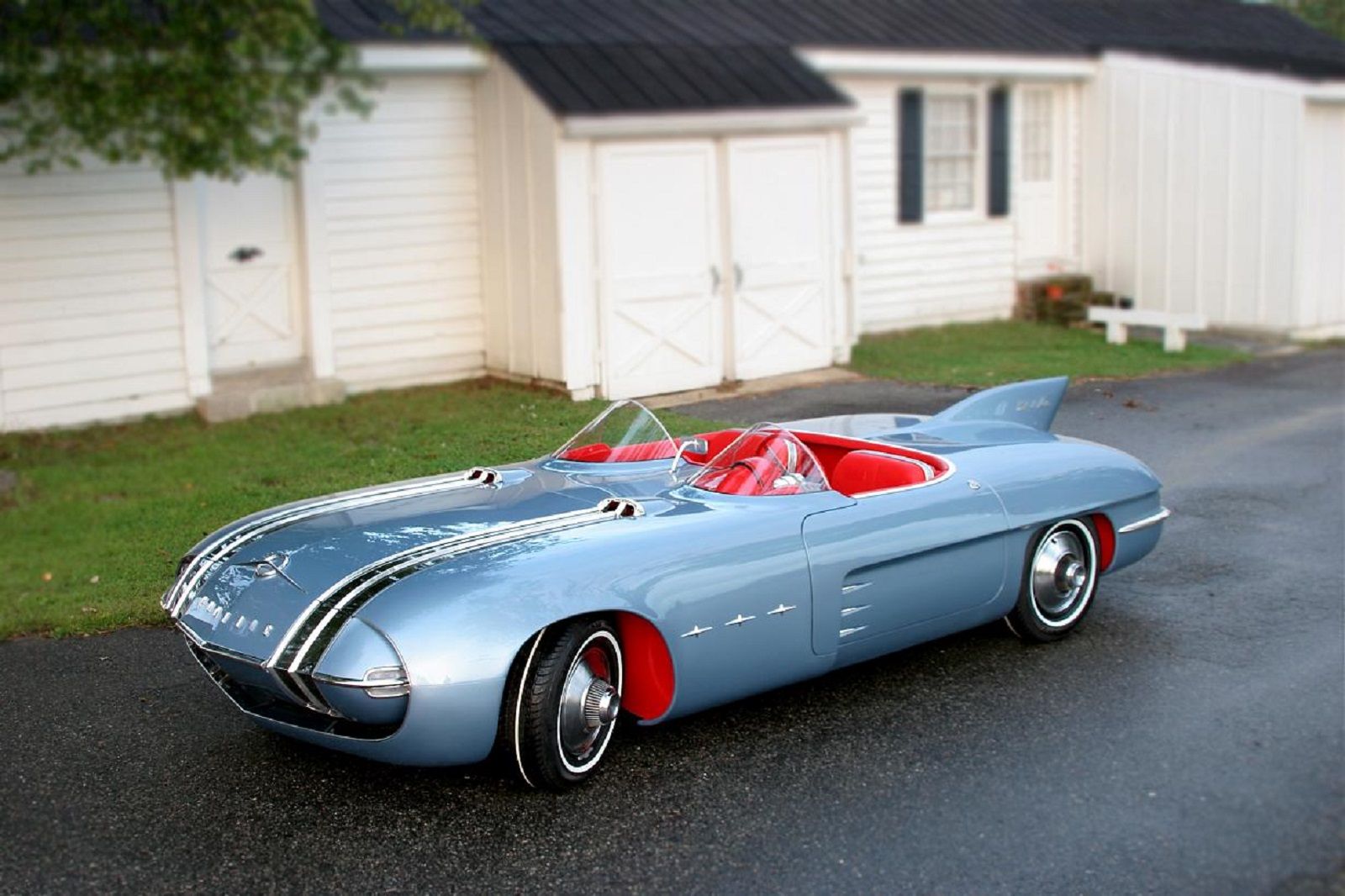 30 incredibly bonkers and beautiful cars from the 1950s to now image 29