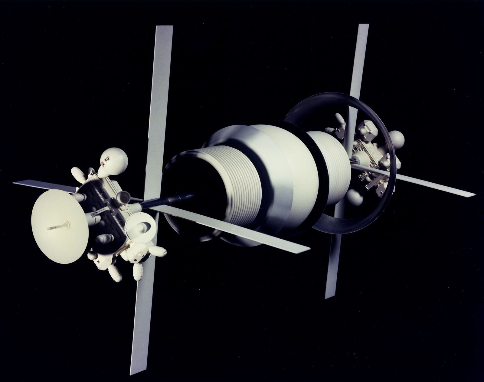 Space station concept images image 11