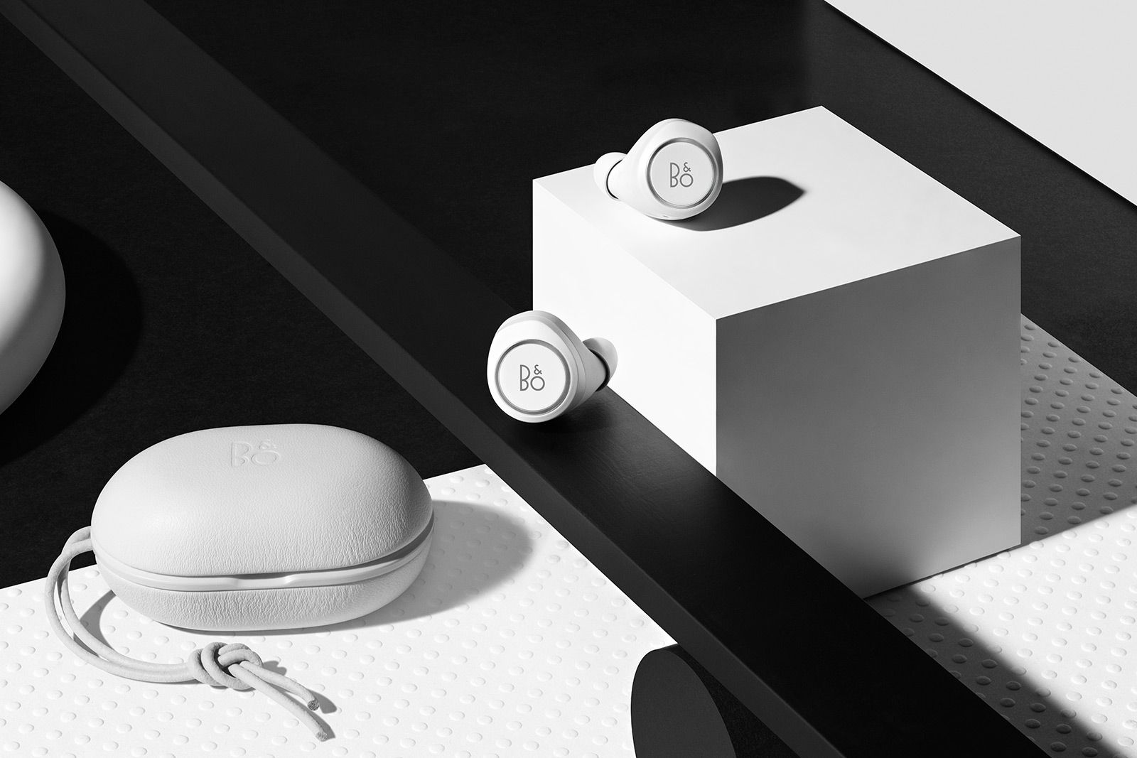 B&O Play updates H8 and H9 headphones with improved designs B&O Play updates H8 and H9 headphones with improved designs
