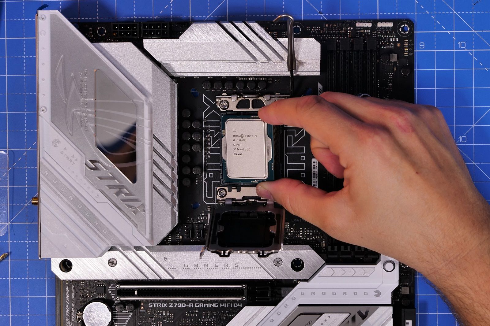 How to build and upgrade your own extreme gaming PC photo 5