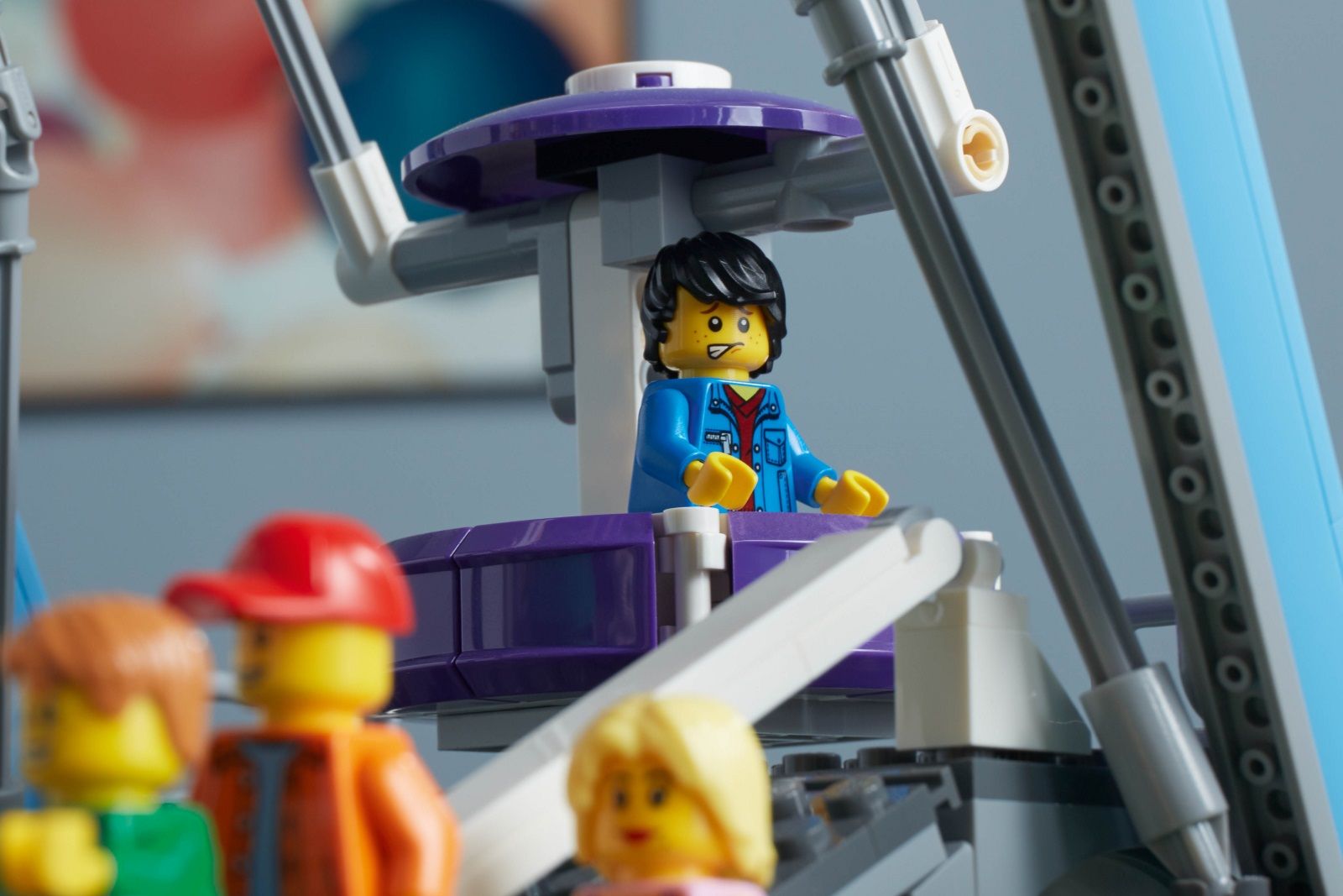 This roller coaster is one of the biggest Lego sets ever - and it can even be powered image 4
