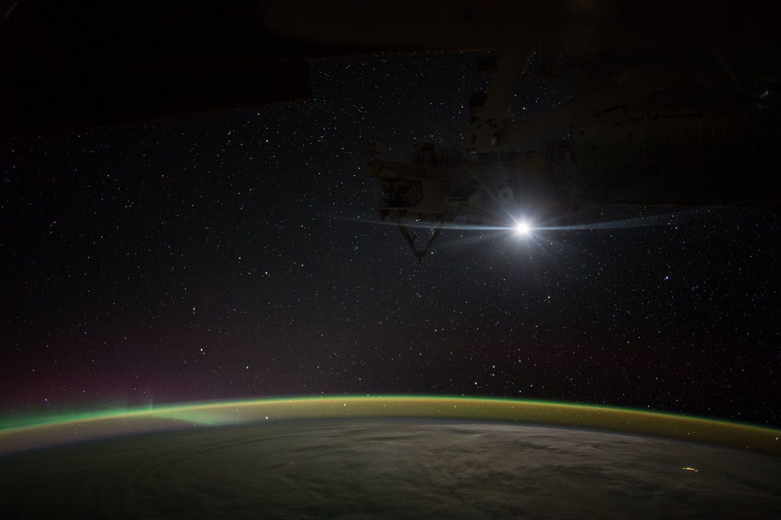 Amazing Images From The International Space Station image 4
