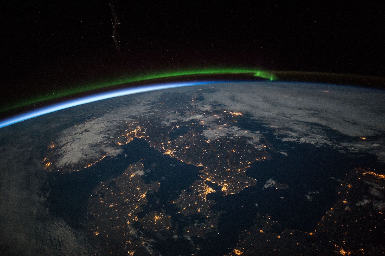 Amazing images from the International Space Station image 2
