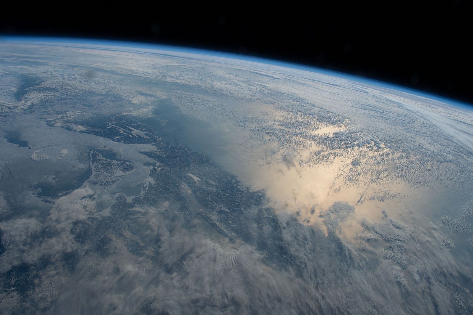 Amazing images from the International Space Station image 32
