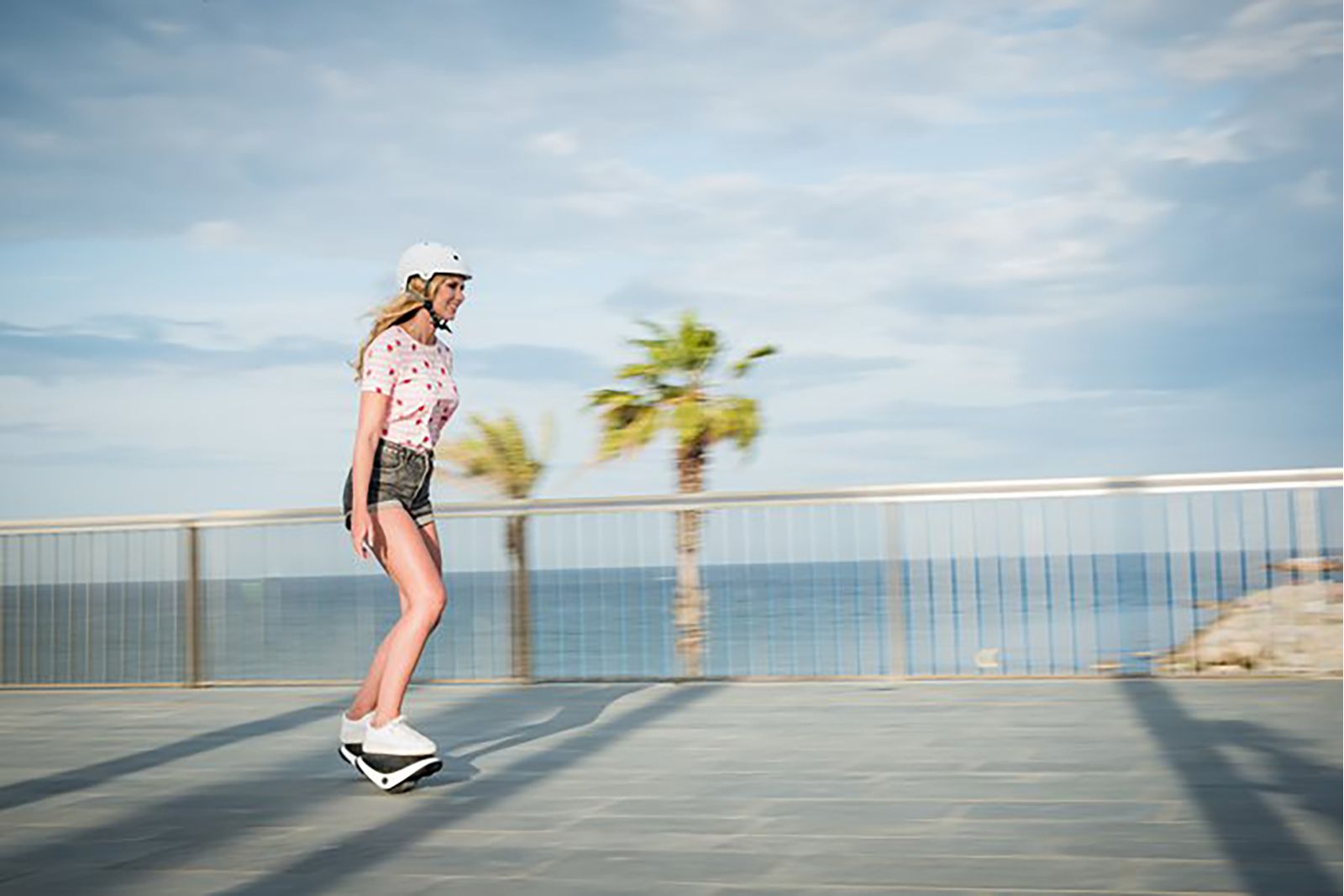 Segway just killed the hoverboard with its funky Drift W1 e-skates image 1